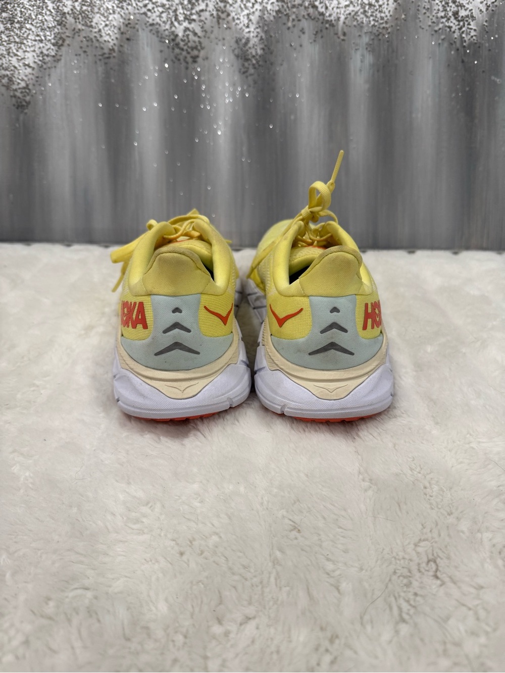 Hoka One One Ariahi 6 Running Shoe Yellow - Picture 4 of 6